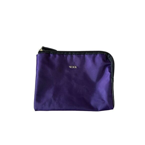 TUMI for Delta Small Purple Travel Storage Bag Zipper Pouch Toiletries - Picture 1 of 9